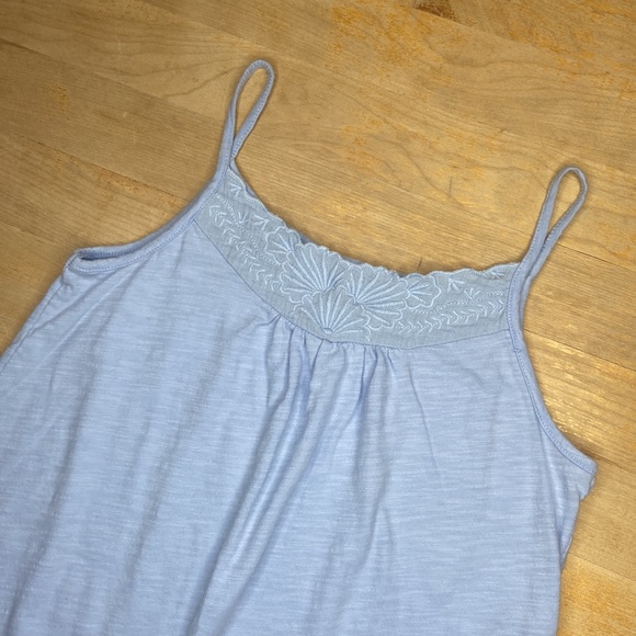 🌺 GAP Kids Light Blue Lace Insert Loose Fit Tank Top - Picture 2 of 6